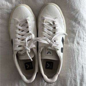 Veja sneakers size 7